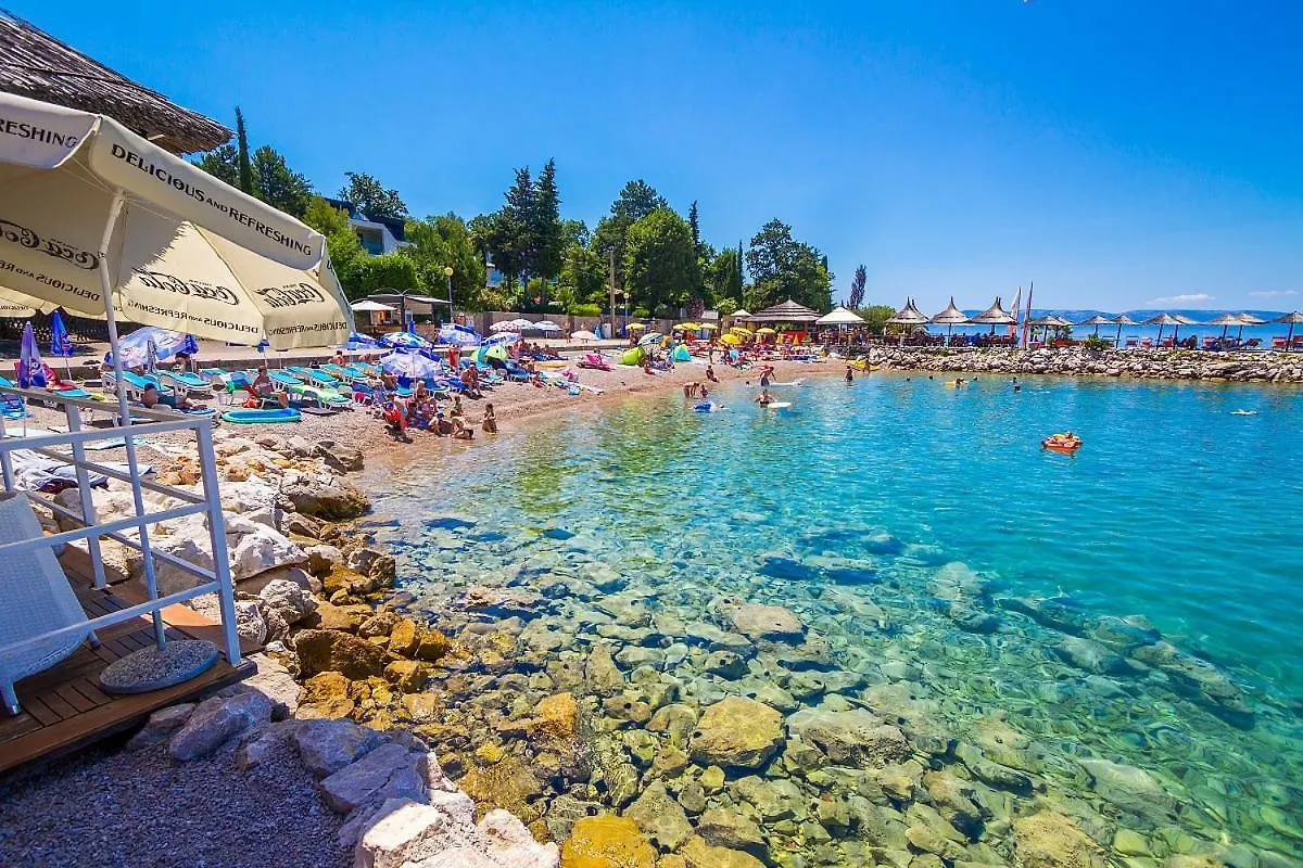 Apartments With A Parking Space Njivice, Krk - 21860 Croatia